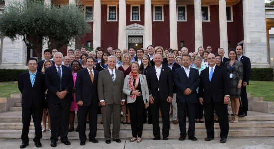 US Ambassador David Pearce at dinner with a 20-20 delegation at Cotsen Hall Gardens in Athens. October 2015. 